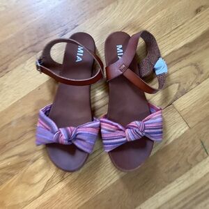 MIA Brown Sandals with Striped Bow